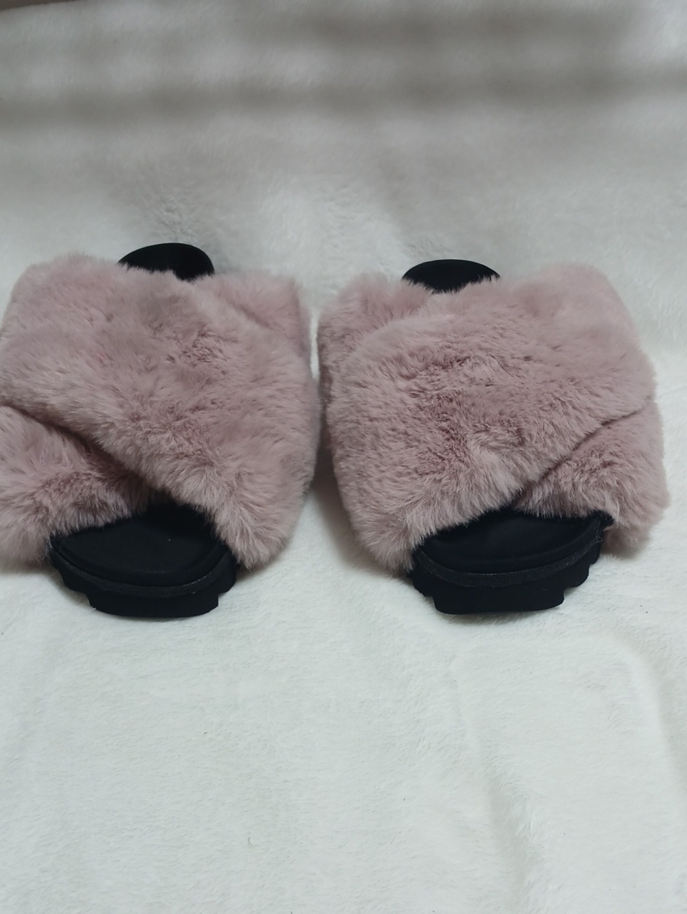 Women's Plush Cross-Band Slide Sandals - Blush Pink